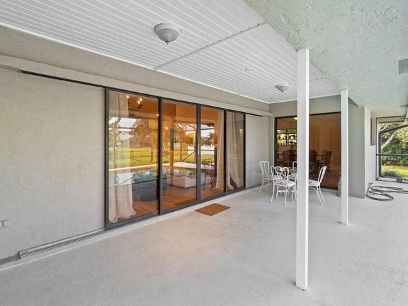 13471 Barberry Drive, Wellington FL 33414