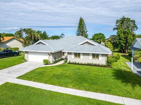13471 Barberry Drive, Wellington FL 33414