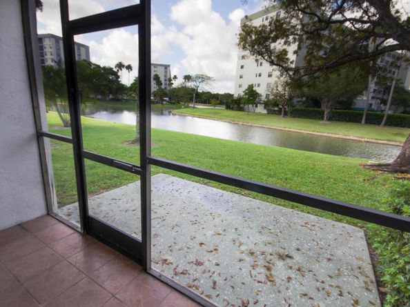 2230 N Cypress Bend Drive 101, Pompano Beach FL 33069