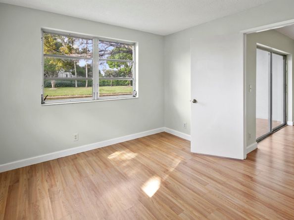 2230 N Cypress Bend Drive 101, Pompano Beach FL 33069