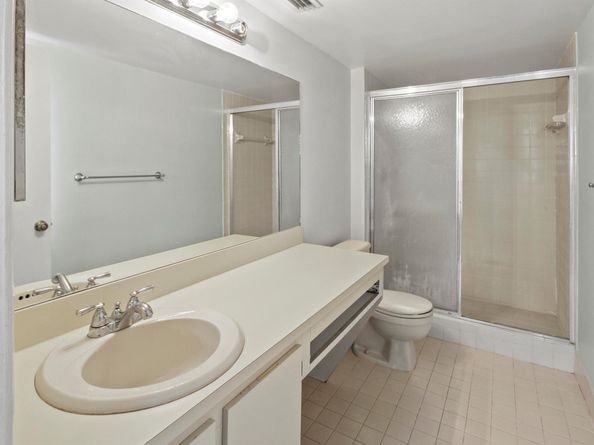 2230 N Cypress Bend Drive 101, Pompano Beach FL 33069