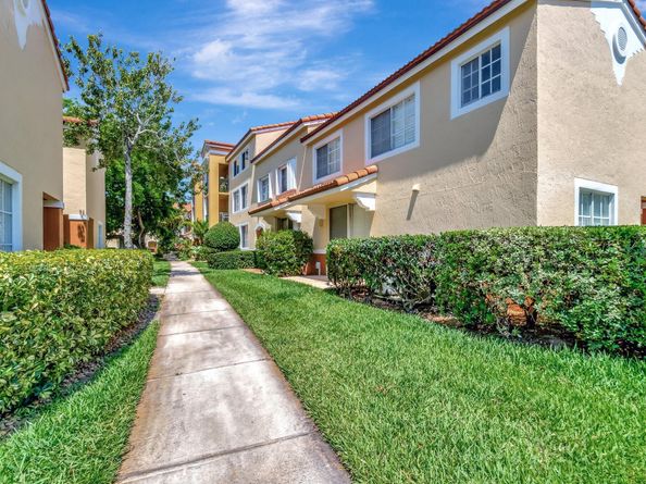 123 Yacht Club 104 Way 104, Hypoluxo FL 33462