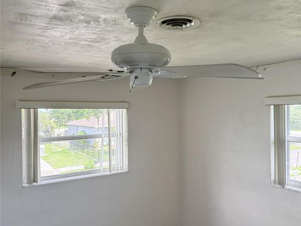 640 NW 16th St, Pompano Beach FL 33060