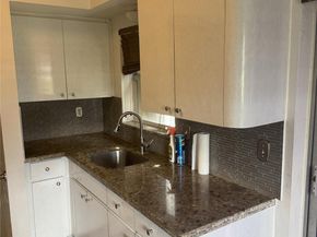 640 NW 16th St, Pompano Beach FL 33060