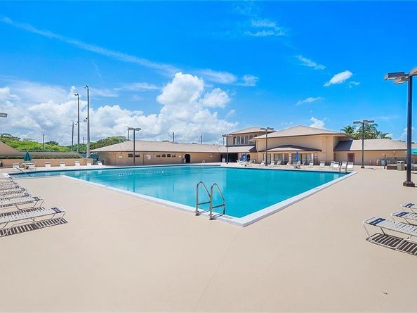 2206 NW 37th Ave 2206, Coconut Creek FL 33066