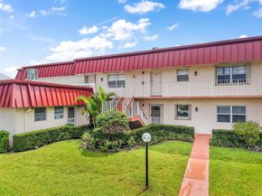 12013 Greenway Cir S 103, Royal Palm Beach FL 33411