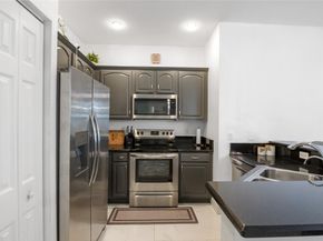 9130 Pershore Pl 9130, Tamarac FL 33321