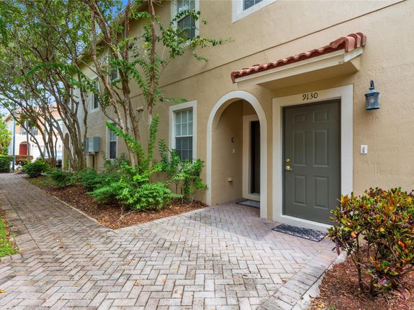 9130 Pershore Pl 9130, Tamarac FL 33321