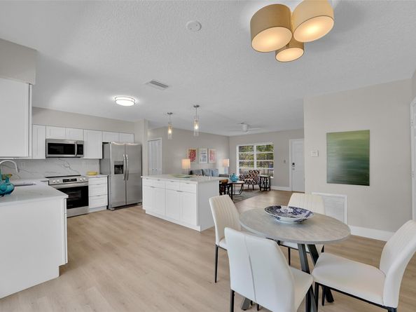 3460 NE 15th Ave, Oakland Park FL 33334