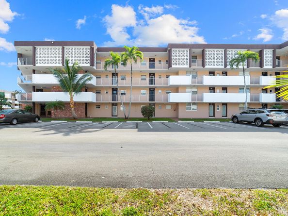 2951 NW 46th Avenue 306, Lauderdale Lakes FL 33313
