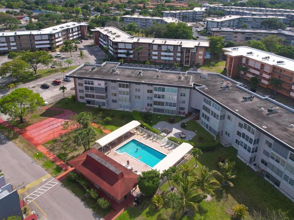 2951 NW 46th Avenue 306, Lauderdale Lakes FL 33313
