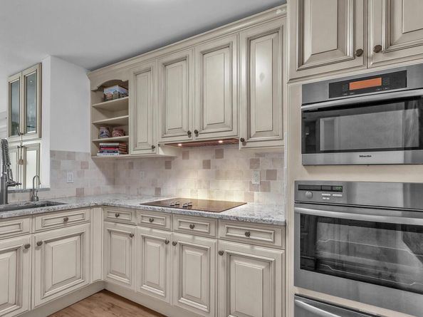 146 Village Circle, Jupiter FL 33458