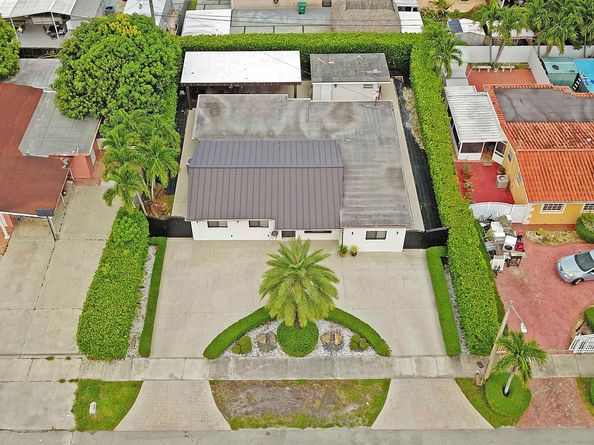16930 NW 54th Avenue, Miami Gardens FL 33055