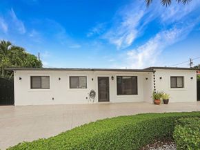 16930 NW 54th Avenue, Miami Gardens FL 33055
