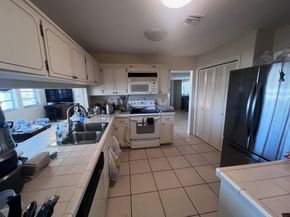 215 SE 3rd Ave 5502, Hallandale Beach FL 33009