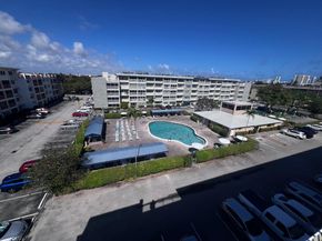 215 SE 3rd Ave 5502, Hallandale Beach FL 33009