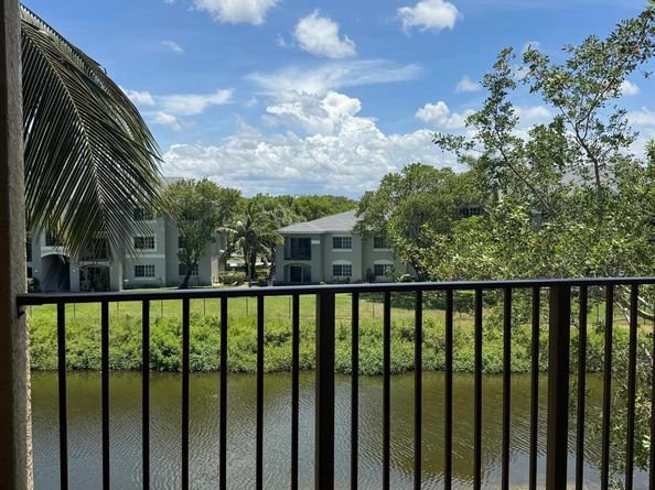 4151 San Marino Boulevard 308, West Palm Beach FL 33409