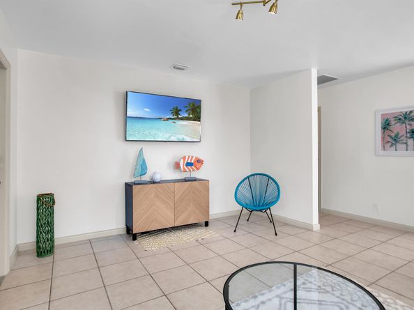 1850 SW 24th Street 12, Fort Lauderdale FL 33315