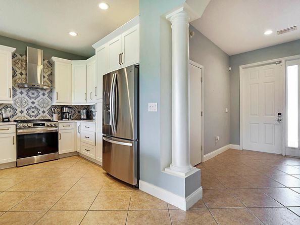 6147 Seminole Gardens Circle, Riviera Beach FL 33418