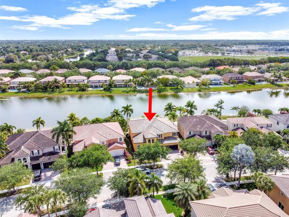 3872 W Hibiscus St, Weston FL 33332
