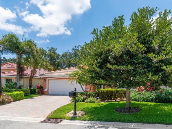 7370 Modena Drive, Boynton Beach FL 33437