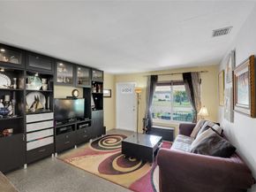 1851 SW 42nd Ter, Fort Lauderdale FL 33317