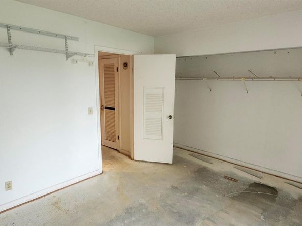 350 Farnham Q, Deerfield Beach FL 33442