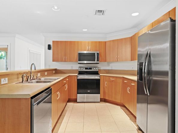 6036 Adriatic Way, West Palm Beach FL 33413