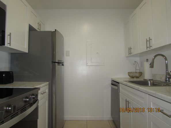 1141 Lake Victoria Drive F, West Palm Beach FL 33411