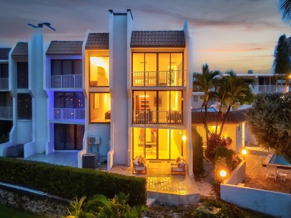 1222 Hillsboro Mile 24, Hillsboro Beach FL 33062