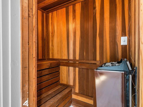 1222 Hillsboro Mile 24, Hillsboro Beach FL 33062