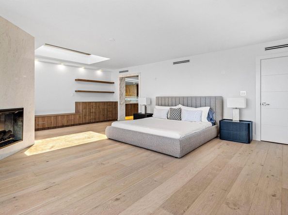 1222 Hillsboro Mile 24, Hillsboro Beach FL 33062