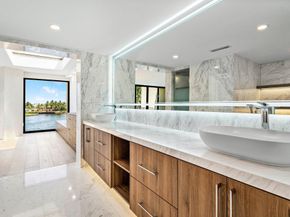 1222 Hillsboro Mile 24, Hillsboro Beach FL 33062