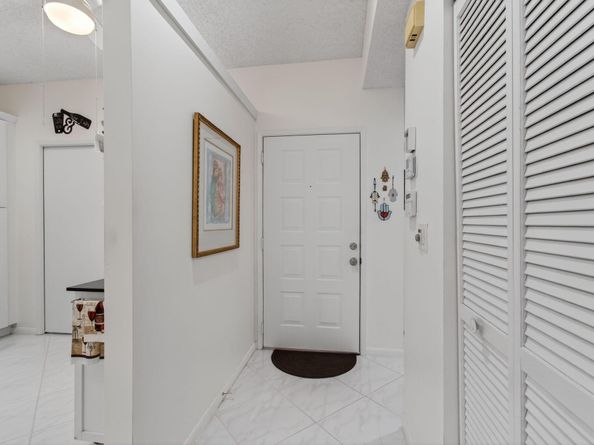 6368 Mill Pointe Circle, Delray Beach FL 33484
