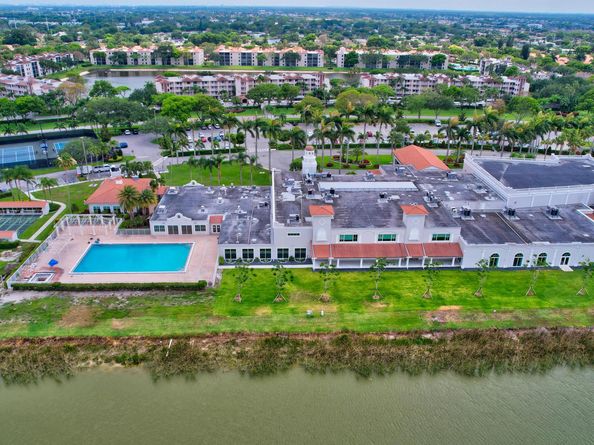 6368 Mill Pointe Circle, Delray Beach FL 33484