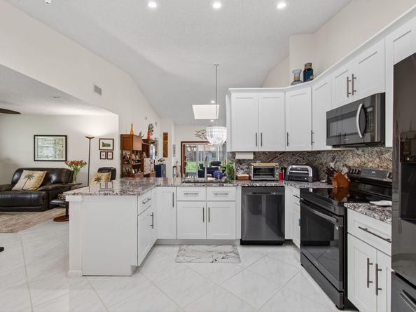 6368 Mill Pointe Circle, Delray Beach FL 33484