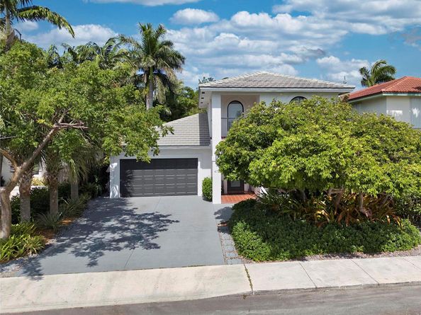 419 N Lakeside Drive, Lake Worth Beach FL 33460