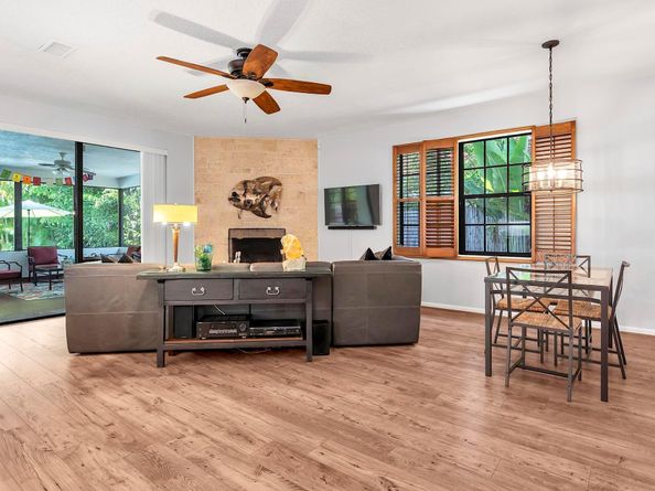 419 N Lakeside Drive, Lake Worth Beach FL 33460