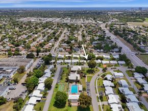 2510 NW 1st Ave, Pompano Beach FL 33064