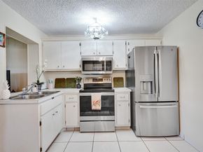 2510 NW 1st Ave, Pompano Beach FL 33064