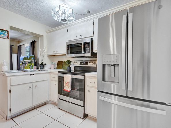 2510 NW 1st Ave, Pompano Beach FL 33064