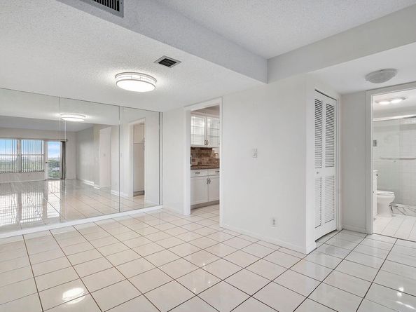 10777 W Sample Rd 611, Coral Springs FL 33065