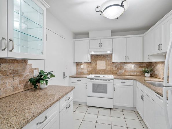10777 W Sample Rd 611, Coral Springs FL 33065