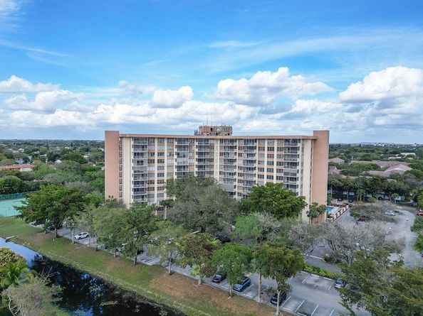 10777 W Sample Rd 611, Coral Springs FL 33065
