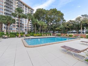 10777 W Sample Rd 611, Coral Springs FL 33065