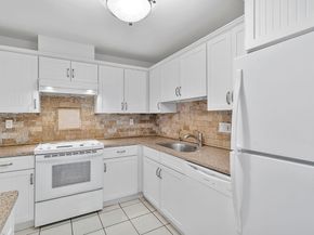 10777 W Sample Rd 611, Coral Springs FL 33065