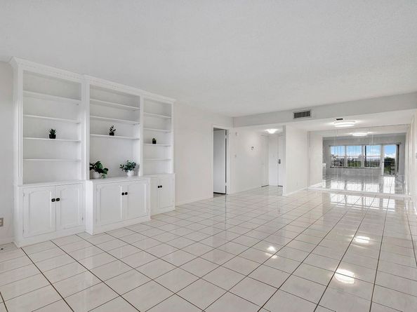 10777 W Sample Rd 611, Coral Springs FL 33065