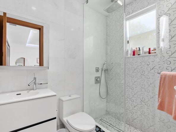 3917 S Le Jeune Road, Miami FL 33146