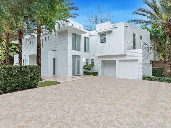 3917 S Le Jeune Road, Miami FL 33146