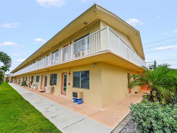 331 E Mcnab Rd 226, Pompano Beach FL 33060